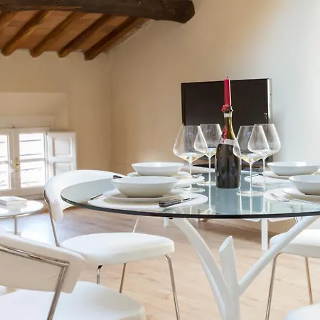 The Artist's Loft * Lucca