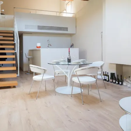 The Artist's Loft *