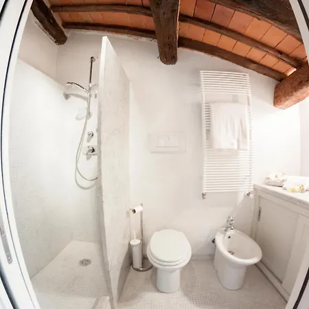 The Artist's Loft Apartment