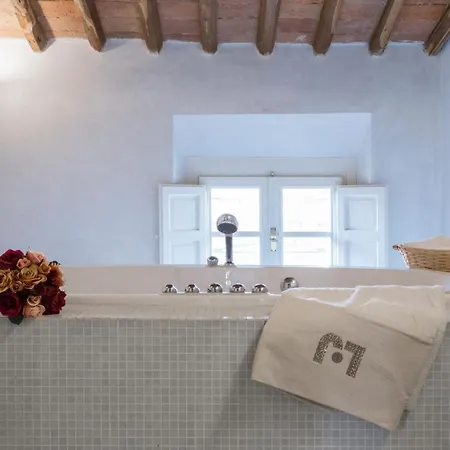 Apartment The Artist's Loft Lucca