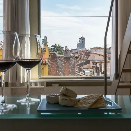 The Artist's Loft Apartment Lucca