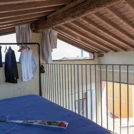 The Artist's Loft Apartment Lucca